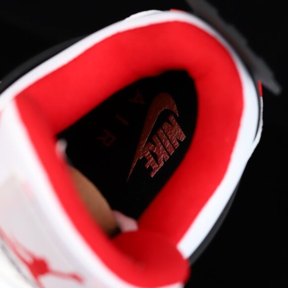 Size Jordan 4 Retro Mid Red Cement - Picture 5 of 9